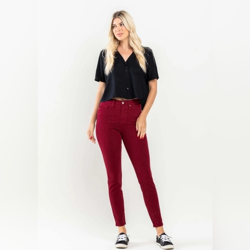 Judy Blue High Rise Maroon Skinny Denim Jeans Red Stretch Classic Size 5/27 NWT - Picture 2 of 12